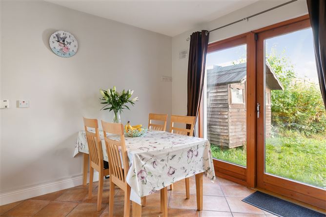 2 Hunters Walk, Ballycullen, Dublin 24