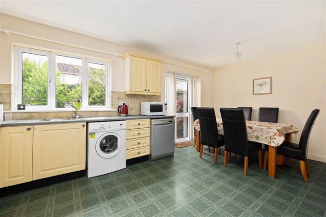 Photo 5 of 19 — 1 Castle Riada Drive, Lucan, Dublin