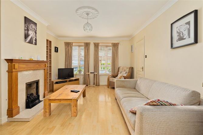 1 Castle Riada Drive, Lucan, Dublin