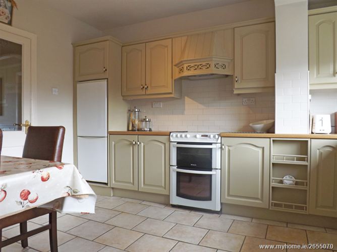 Glenhest, 7 Firgrove Lawn, Bishopstown, Cork