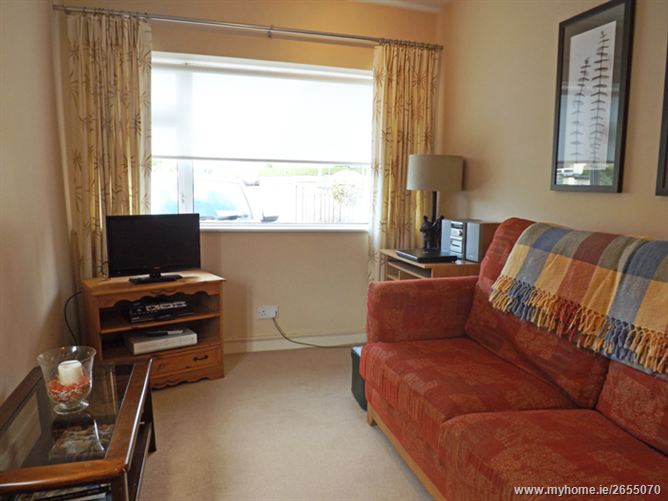 Glenhest, 7 Firgrove Lawn, Bishopstown, Cork