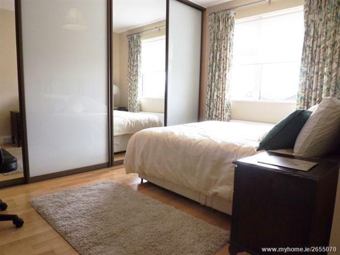 Glenhest, 7 Firgrove Lawn, Bishopstown, Cork