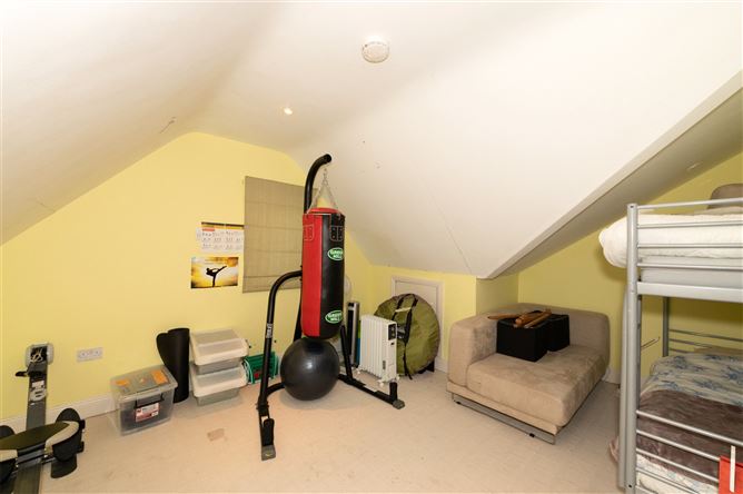 7 Abbotswood Downs, Rochestown, Cork