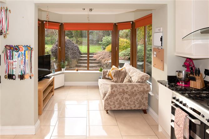 7 Abbotswood Downs, Rochestown, Cork