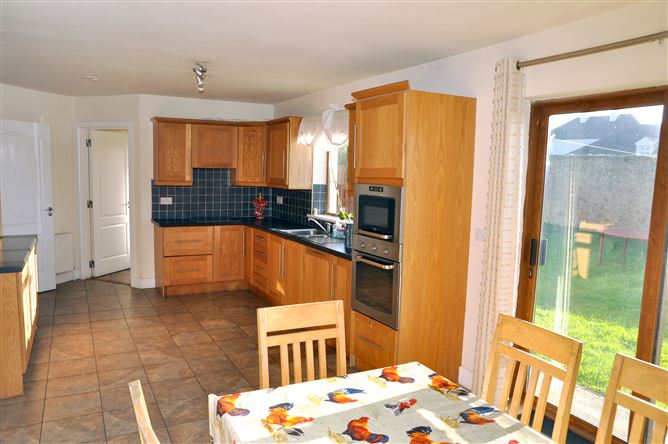 9 Rectory Grove, Duncormick, Wexford