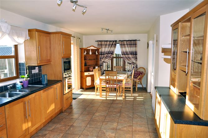 9 Rectory Grove, Duncormick, Wexford
