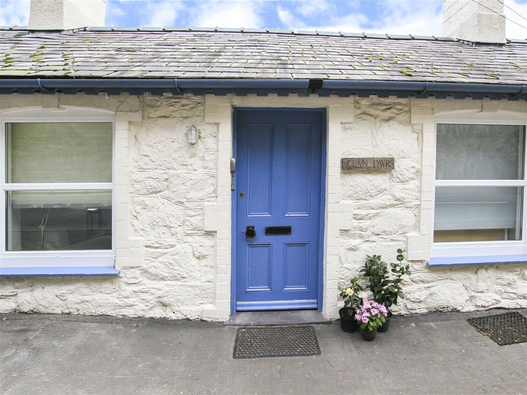 Glan Dwr Bach,Glyn Garth, Isle Of Anglesey, Wales