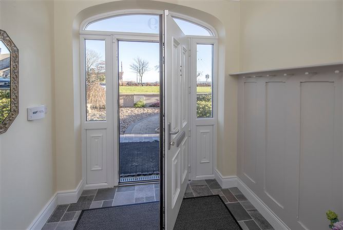 9 Castle Keep, Friar's Walk, Abbeyside, Dungarvan, Co. Waterford