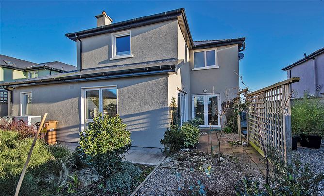 9 Castle Keep, Friar's Walk, Abbeyside, Dungarvan, Co. Waterford