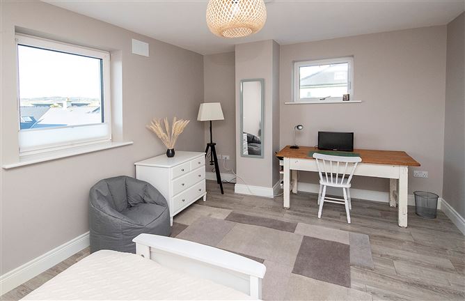 9 Castle Keep, Friar's Walk, Abbeyside, Dungarvan, Co. Waterford