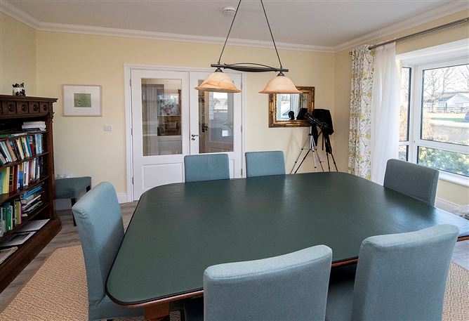 9 Castle Keep, Friar's Walk, Abbeyside, Dungarvan, Co. Waterford