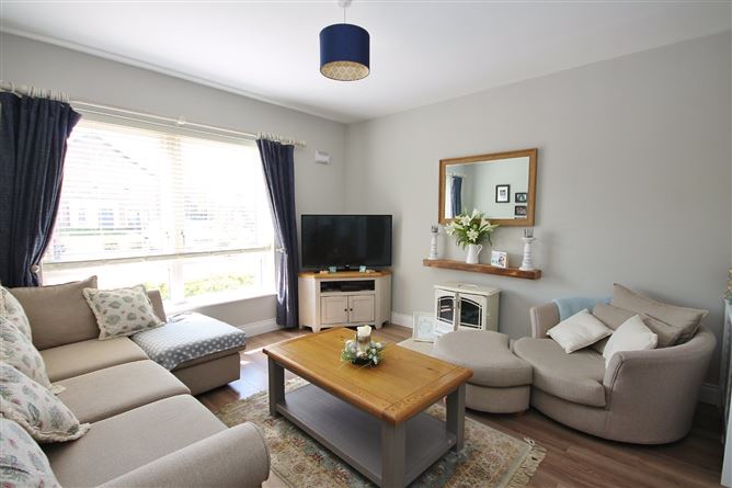 10 Somerton Court, Lucan, Co. Dublin