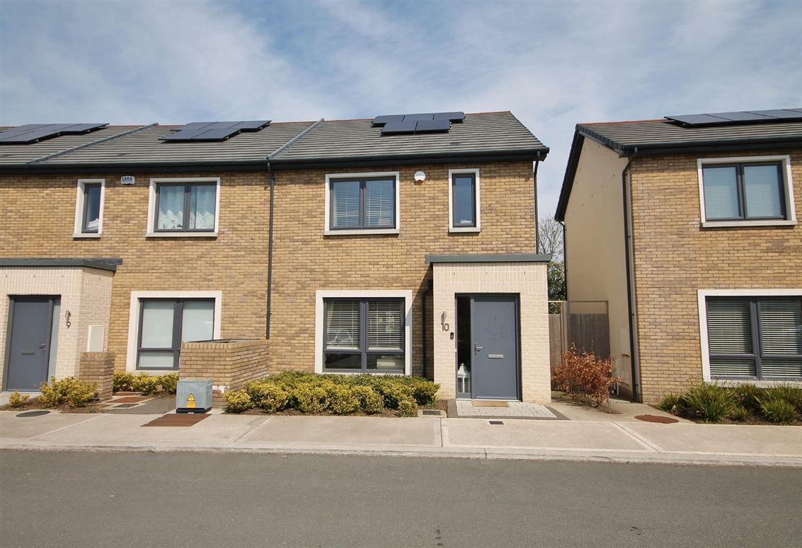 10 Somerton Court, Lucan, Co. Dublin