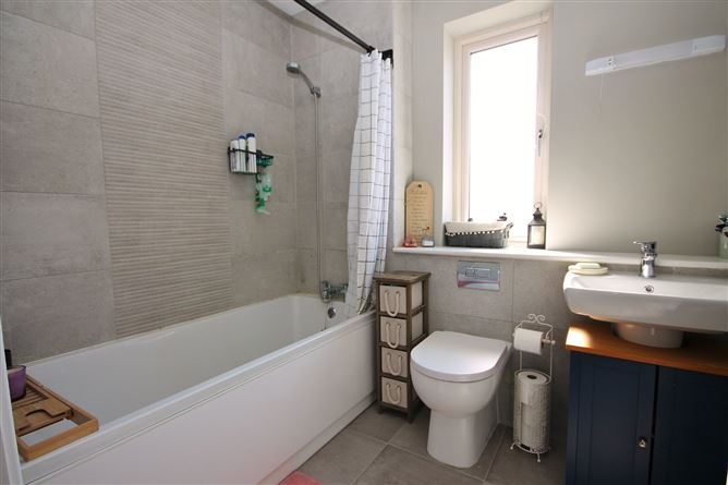 10 Somerton Court, Lucan, Co. Dublin