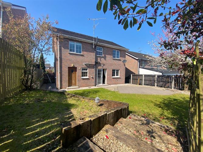 40 Montfort, Monaghan