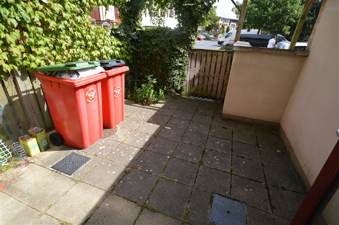 5 Castlegate Terrace, Adamstown, Lucan, Dublin