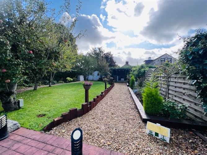 10 Faughart Terrace, St Marys Road, Dundalk, Louth