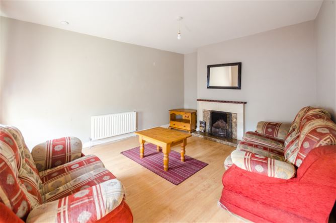 6 Moyview, Arbuckle Row, Ballina, Co. Mayo