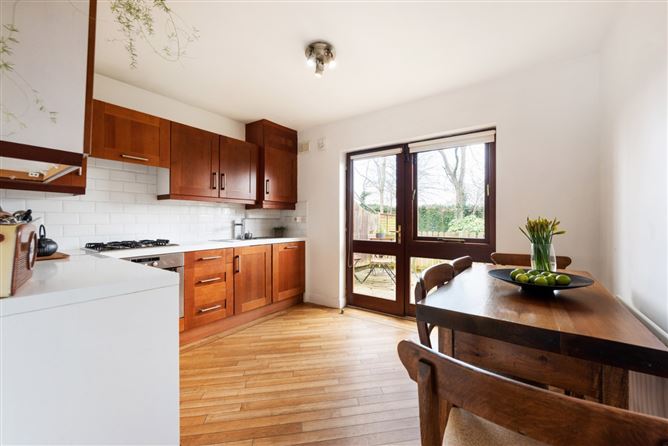 12 Pine Grove, Knocklyon, Dublin 16