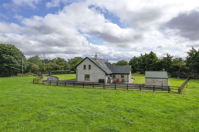 Stonebridge Farmhouse, Ahacross, Kildorrery, Co. Cork