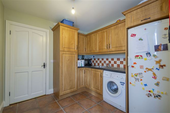 Stonebridge Farmhouse, Ahacross, Kildorrery, Co. Cork