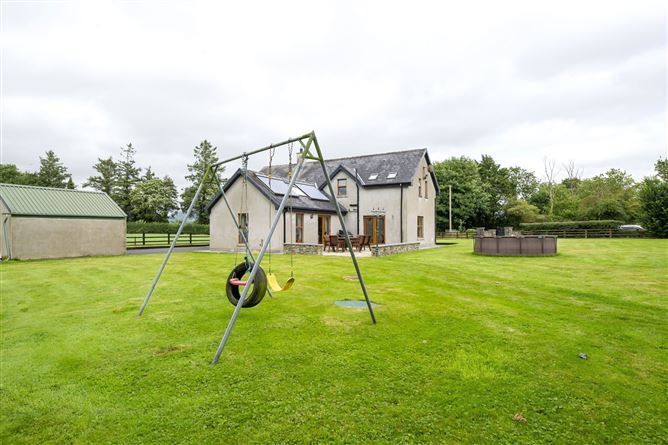 Stonebridge Farmhouse, Ahacross, Kildorrery, Co. Cork