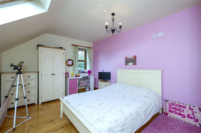 Stonebridge Farmhouse, Ahacross, Kildorrery, Co. Cork