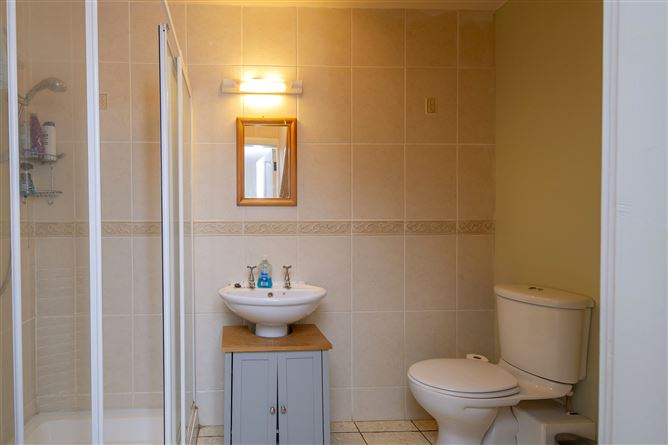 Stonebridge Farmhouse, Ahacross, Kildorrery, Co. Cork