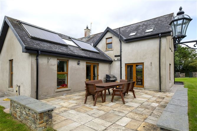 Stonebridge Farmhouse, Ahacross, Kildorrery, Co. Cork
