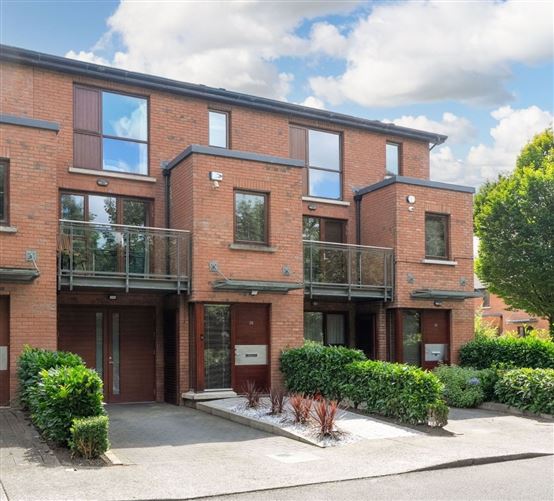 36 Castlegate Grove, Adamstown, Lucan, Co. Dublin