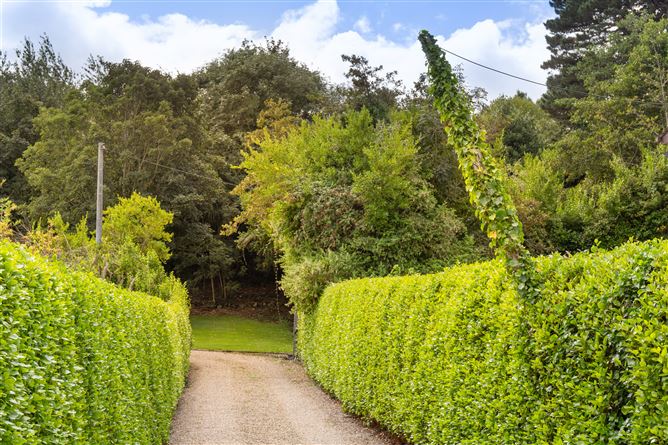 Site, The Bungalow, Commons Road, Loughlinstown, Dublin 18