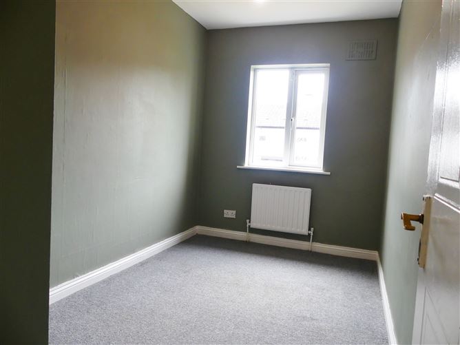 Photo 16 of 30 — 23, Montpelier View, Tallaght, Dublin 24
