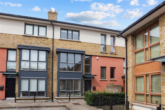 30 Milltown Avenue, Mount St Annes, Milltown, Dublin 6