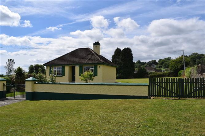 STRATFORD-ON-SLANEY, Wicklow