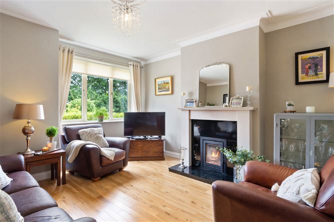 25 Barton Road West, Rathfarnham, Dublin 14