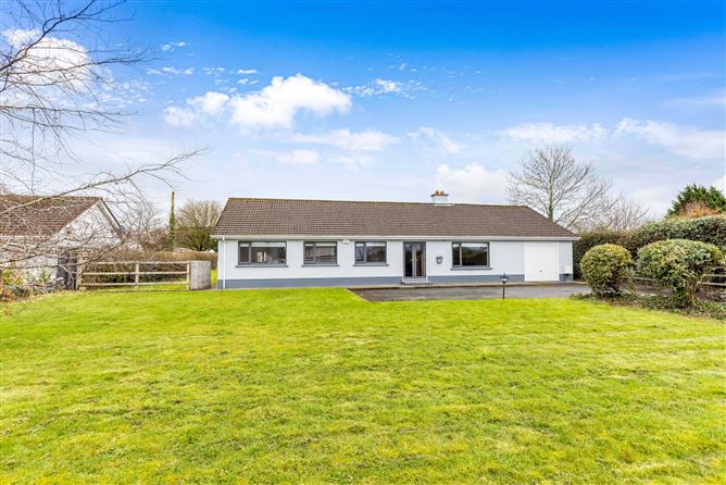 Teach Mhichil, Fairyhouse Road, Ratoath, Co. Meath