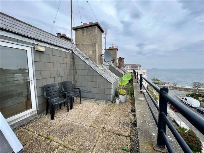 8 Edwin Terrace, Mellifont Avenue, Dun Laoghaire, Co. Dublin