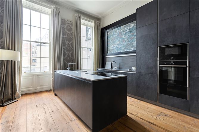 15 Mountjoy Square North, Dublin 1