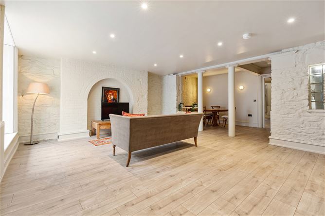 15 Mountjoy Square North, Dublin 1