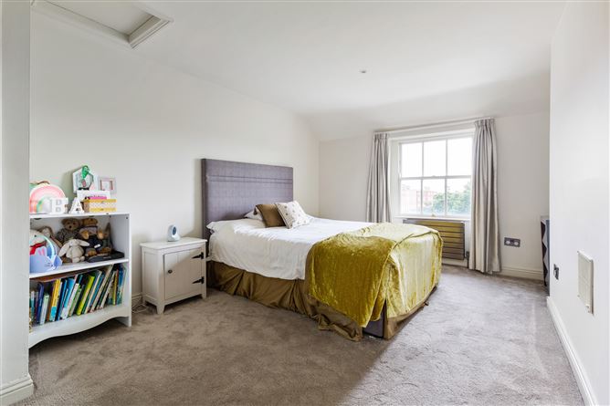 15 Mountjoy Square North, Dublin 1