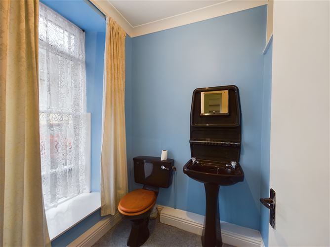 1 Hotel Square, Tramore, Waterford