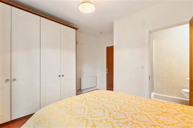 216 Beechwood Court, Stillorgan, County Dublin