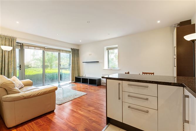 216 Beechwood Court, Stillorgan, County Dublin