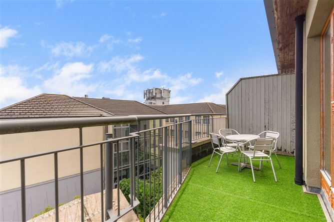 Apartment 38, The Ogham, Granitefield Manor, Rochestown Avenue, Dun Laoghaire, Dublin