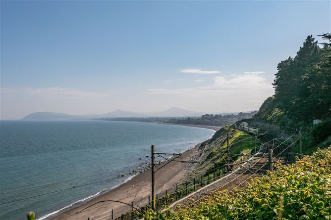 https://photos-a.propertyimages.ie/media/0/7/1/4963170/8caaea56-dcfe-4ae3-8027-9f2fc321c79e_l.jpg