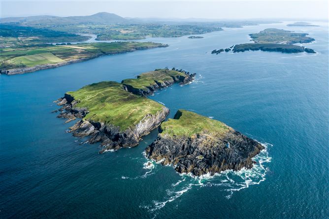 Photo 7 of 29 — Goat Island, Schull, West Cork