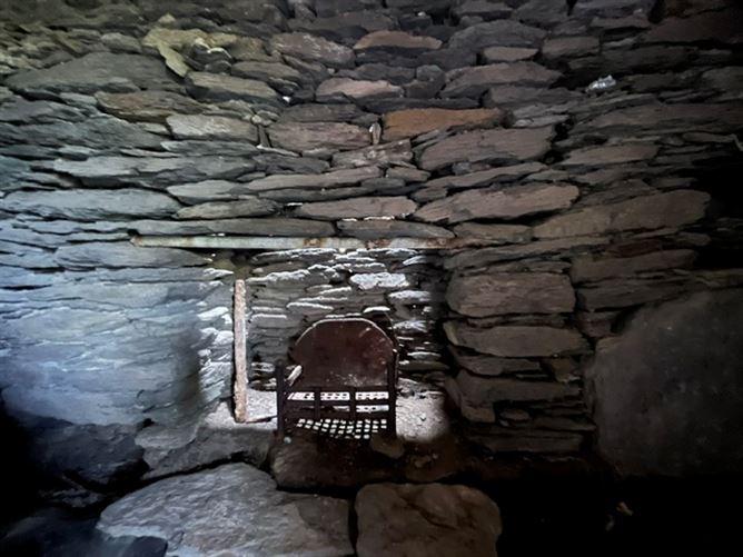 Photo 20 of 29 — Goat Island, Schull, West Cork