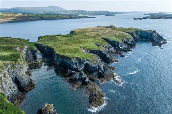 Photo 12 of 29 — Goat Island, Schull, West Cork