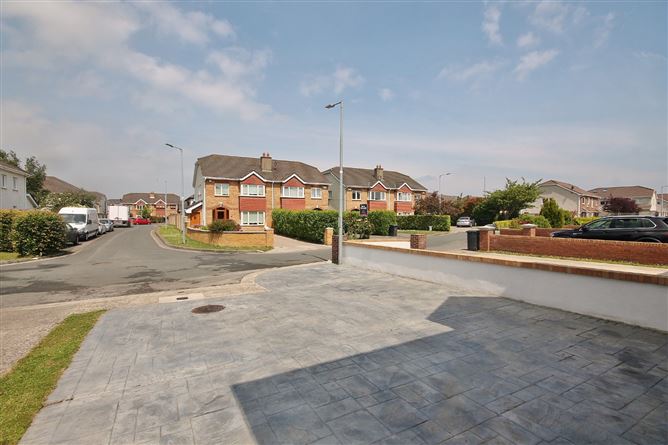 10 Haydens Park Glade, Lucan, Co. Dublin