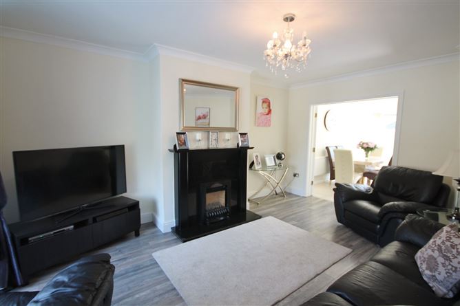 10 Haydens Park Glade, Lucan, Co. Dublin
